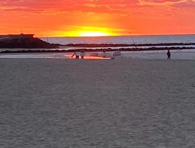 Le Cosy Avec Piscine, Balcon Et Parking