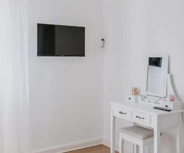 Le Cosy Avec Piscine, Balcon Et Parking Apartmán Trouville-sur-Mer