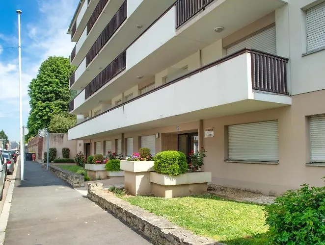 Le Cosy Avec Piscine, Balcon Et Parking Apartmán
