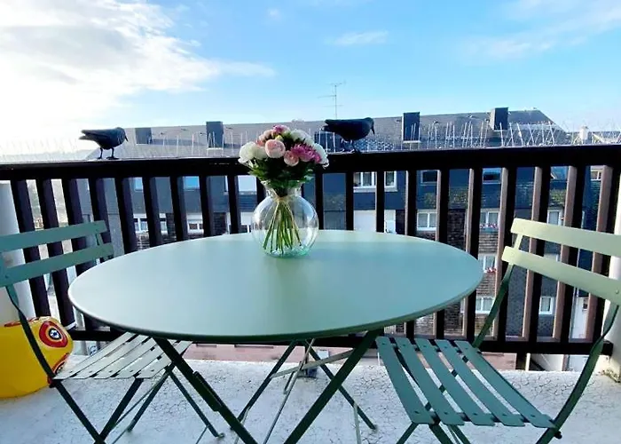 Apartmán Le Cosy Avec Piscine, Balcon Et Parking